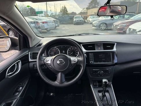 Used 2019 Nissan Sentra SV image 13