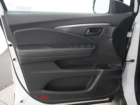 Used 2023 Honda Passport EX-L image 21