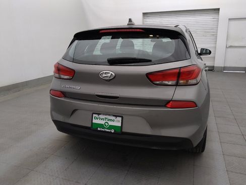 Used 2020 Hyundai Elantra GT FWD image 7
