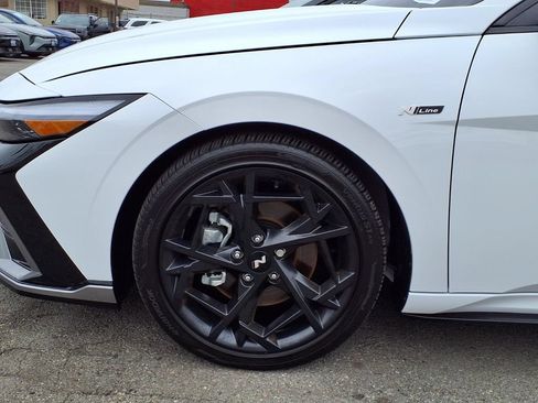 Certified 2025 Hyundai Elantra N Line FWD image 25