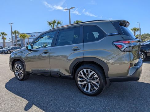 Used 2026 Subaru Forester Touring AWD/4WD image 6