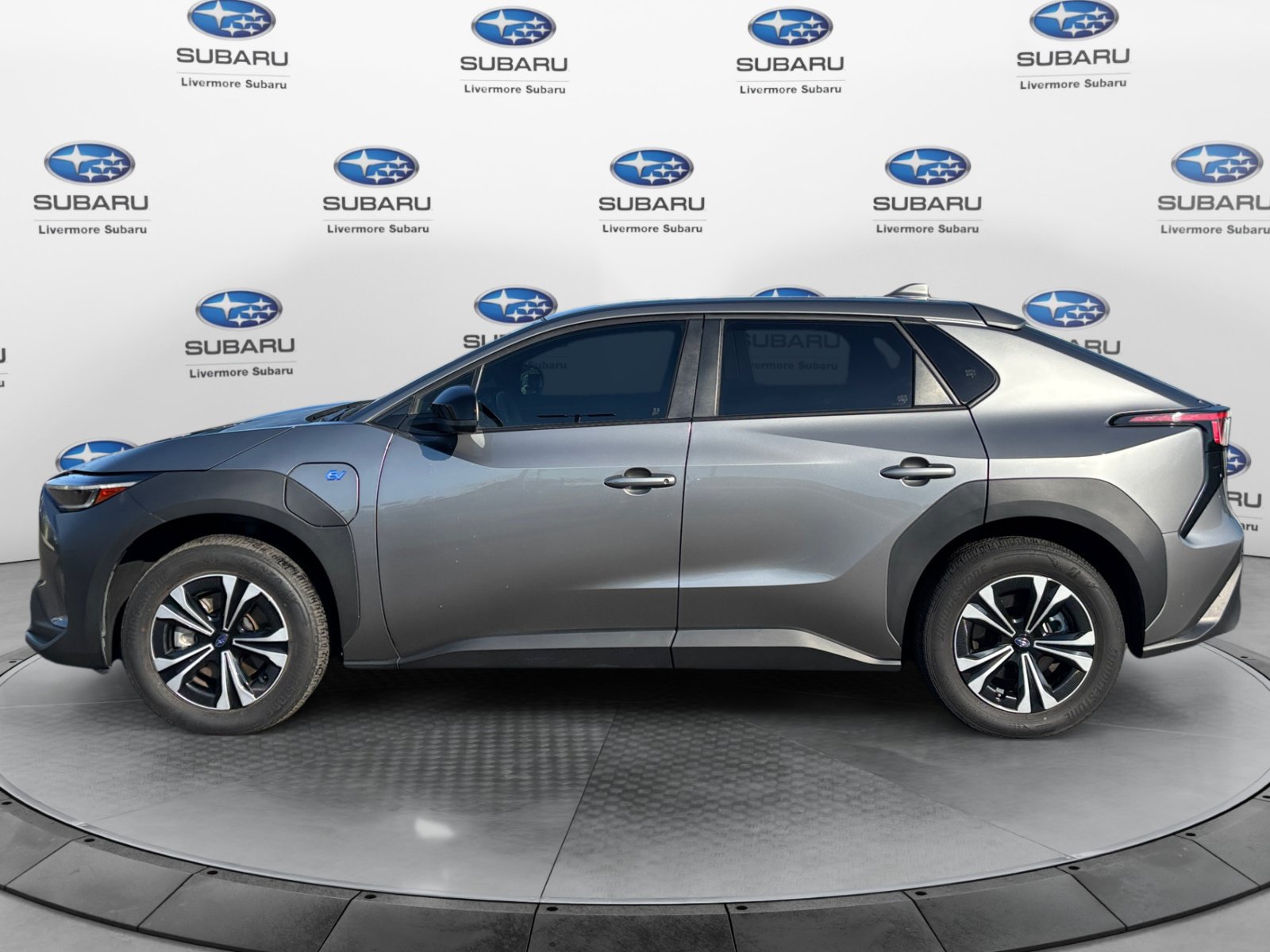 Used 2023 Subaru Solterra AWD image 4