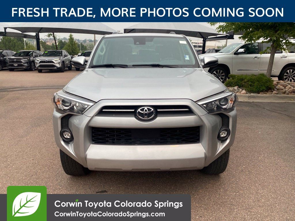 Used 2021 Toyota 4Runner SR5 Premium w/ Moonroof Package AWD/4WD image 2