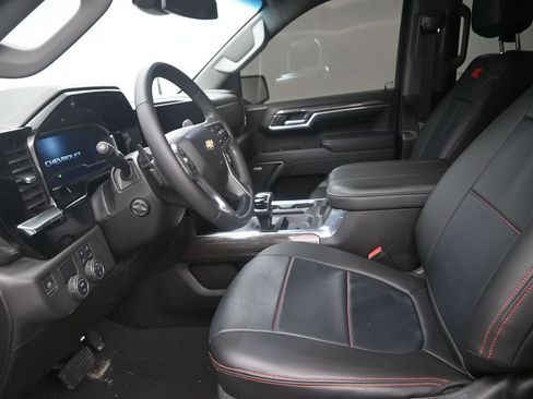 Used 2023 Chevrolet Silverado 1500 LTZ RWD image 11