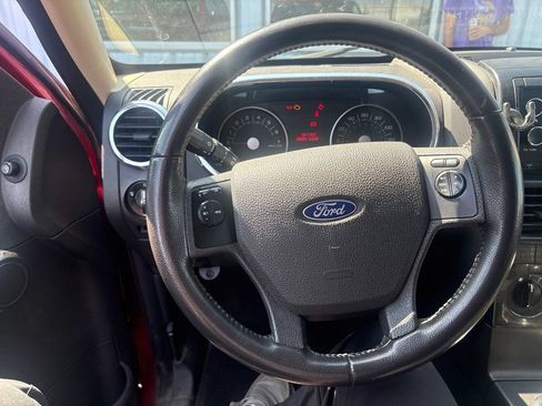 Used 2010 Ford Explorer XLT AWD/4WD image 9