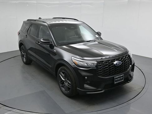 New 2026 Ford Explorer ST-Line image 39