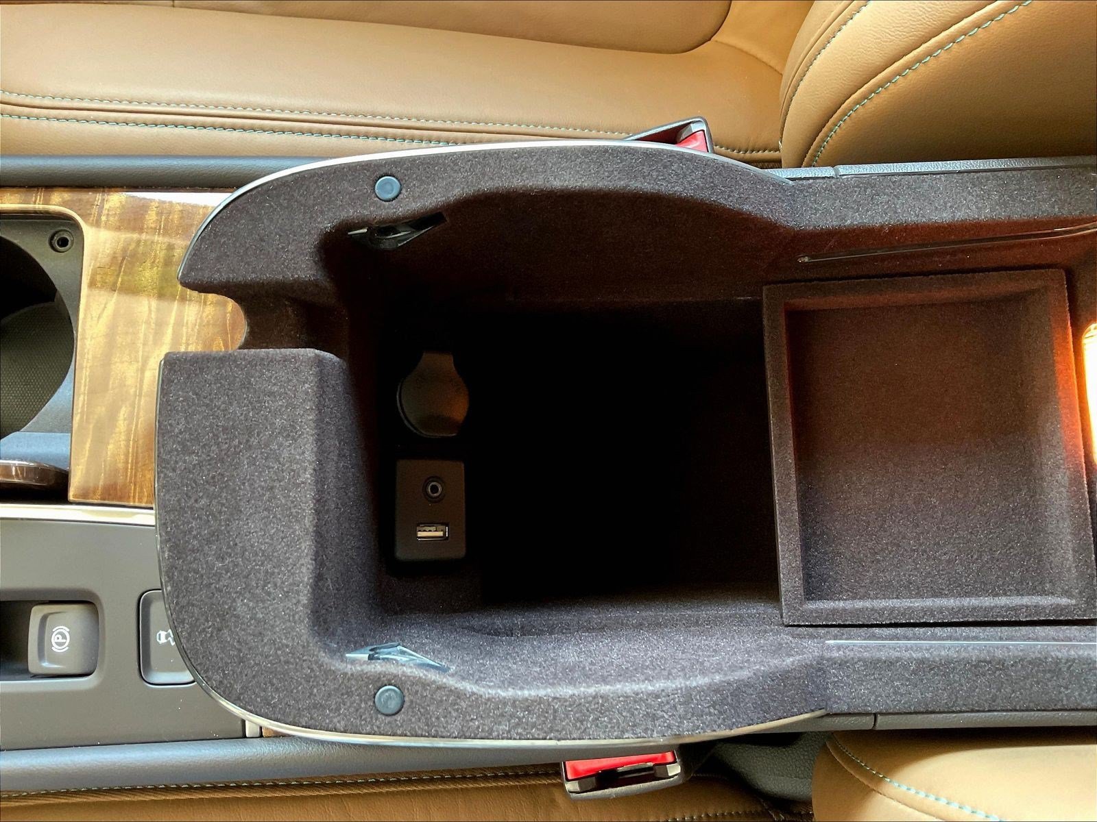 Used 2014 Buick LaCrosse Leather FWD image 16