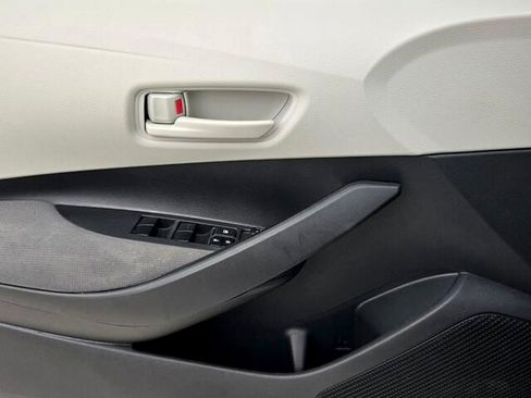 Used 2024 Toyota Corolla LE FWD image 25