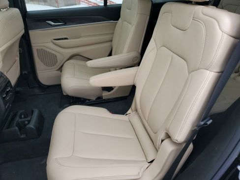 New 2025 Jeep Grand Cherokee L Limited AWD/4WD image 31