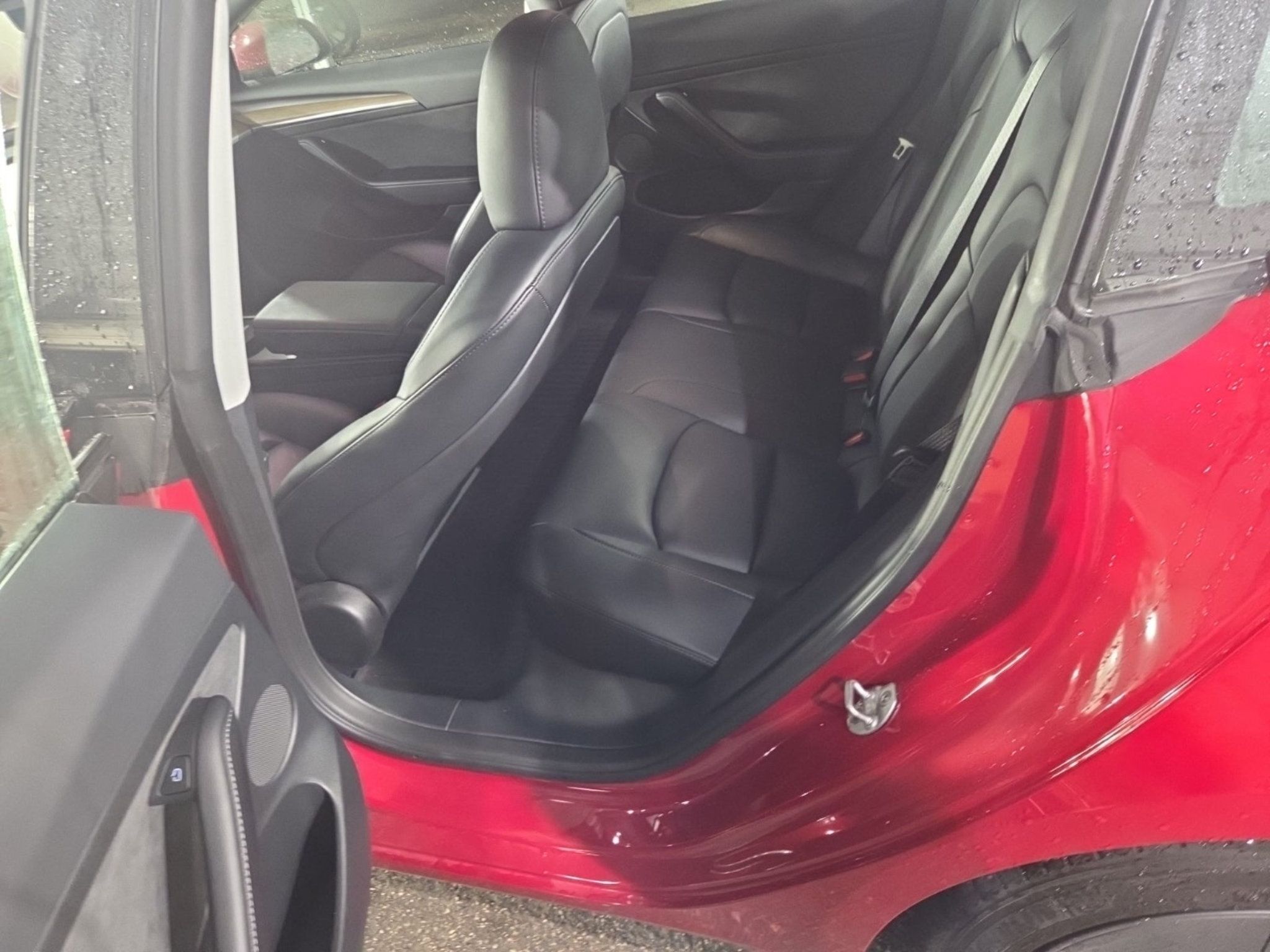 Used 2023 Tesla Model 3 Standard Range RWD image 3