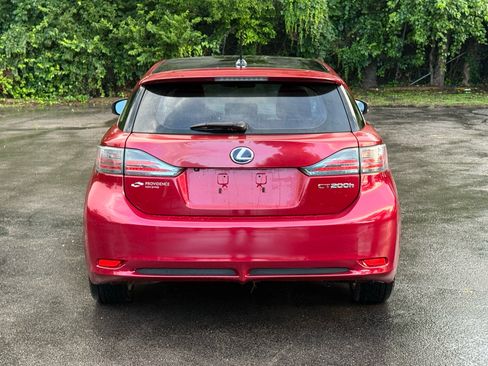 Used 2011 Lexus CT 200h image 9