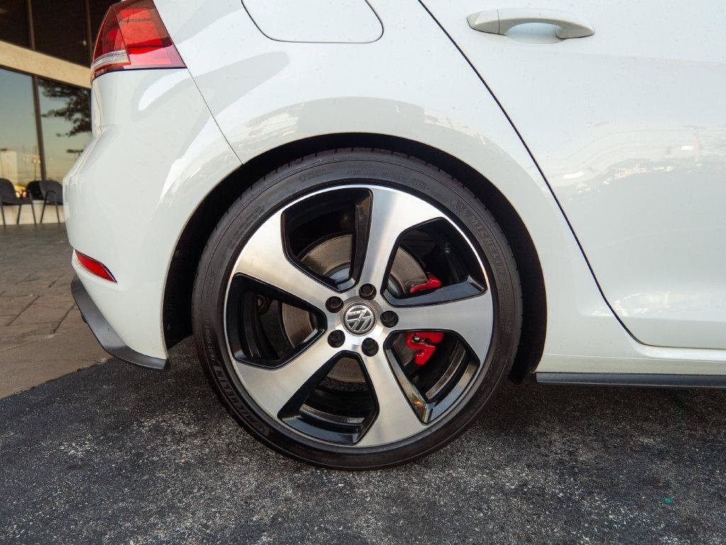 Used 2019 Volkswagen GTI SE FWD image 10