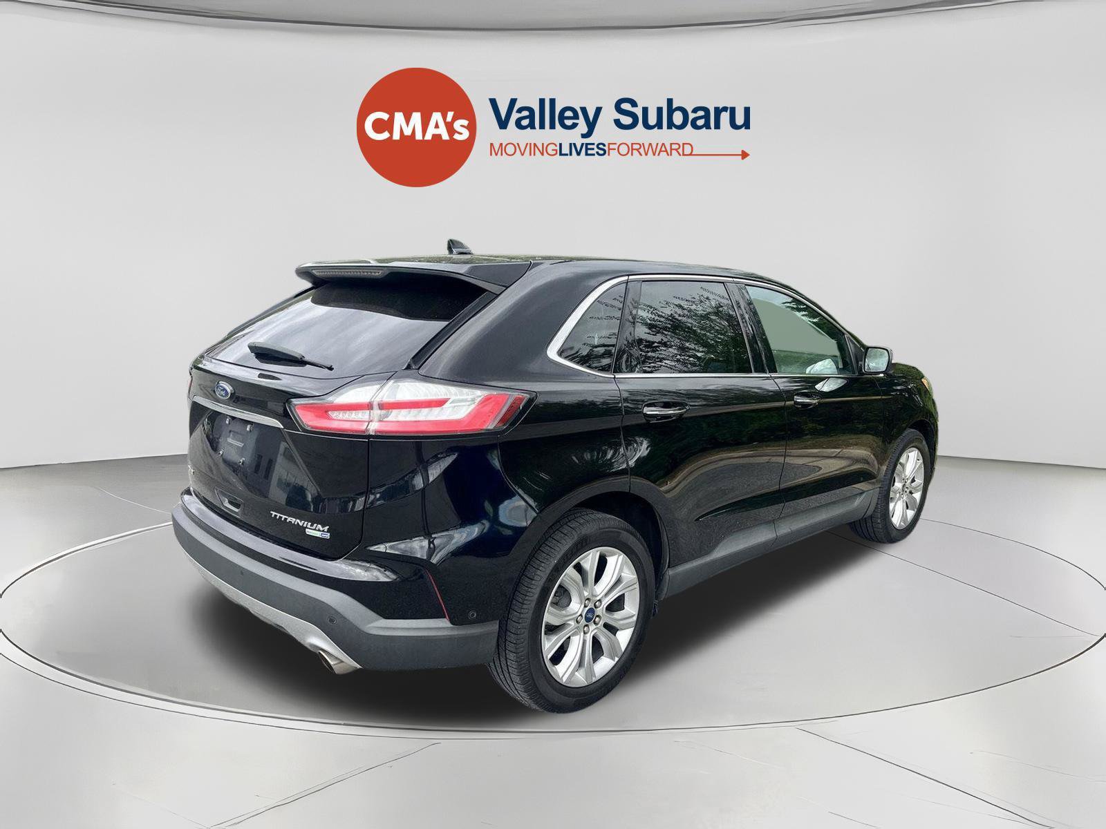 Used 2020 Ford Edge Titanium w/ Equipment Group 301A AWD/4WD image 5