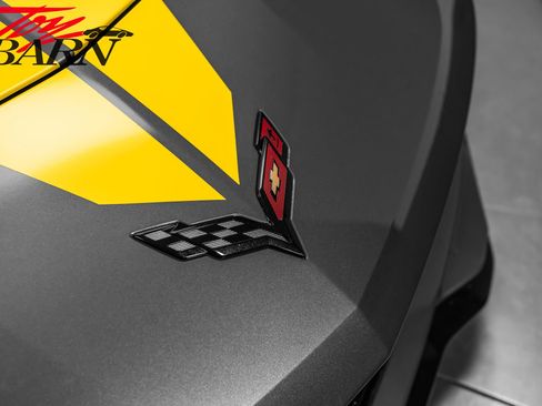 Used 2016 Chevrolet Corvette Z06 w/ 3LZ Preferred Equipment Group image 17