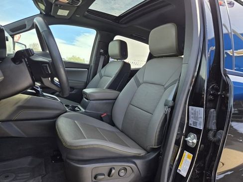 Used 2024 Chevrolet Colorado ZR2 w/ ZR2 Convenience Package III AWD/4WD image 10