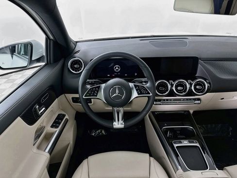 Certified 2026 Mercedes-Benz GLA 250 image 22