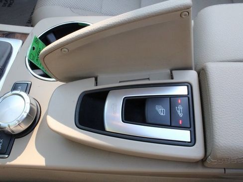 Used 2013 Mercedes-Benz E 350 Cabriolet image 26