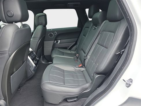 Used 2019 Land Rover Range Rover Sport Supercharged image 17
