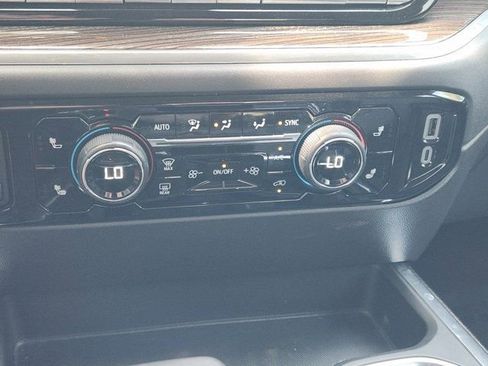 Used 2024 Chevrolet Silverado 1500 LT Trail Boss w/ Protection Package image 21