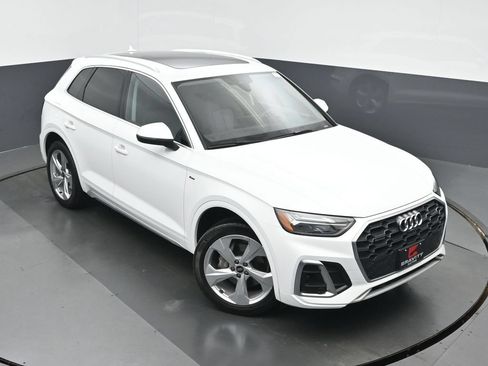 Used 2023 Audi Q5 2.0T Premium Plus w/ Premium Plus Package AWD/4WD image 32