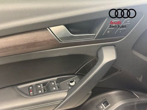 Used 2022 Audi Q5 2.0T Premium Plus w/ Premium Plus Package AWD/4WD image 29
