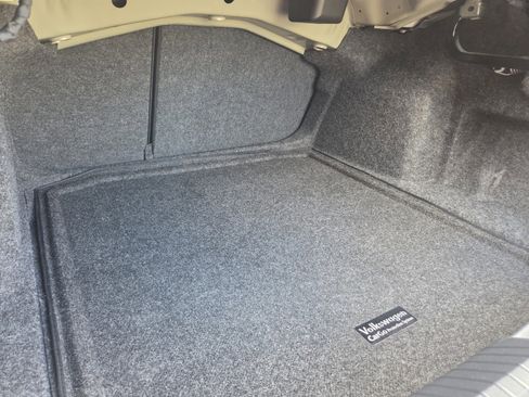 Used 2025 Volkswagen Jetta S image 28