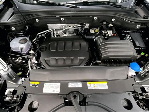 New 2026 Volkswagen Atlas SE image 13