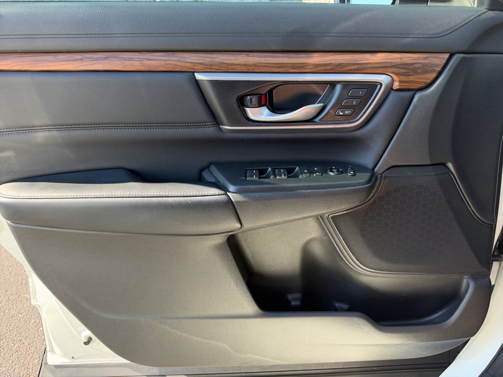 Used 2018 Honda CR-V EX-L image 13