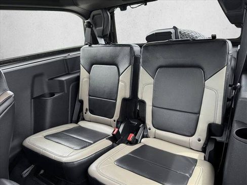 Used 2022 Ford Bronco Wildtrak AWD/4WD image 17