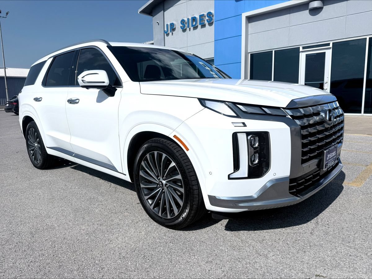 Used 2023 Hyundai Palisade Calligraphy AWD/4WD image 3