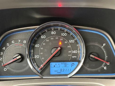 Used 2015 Toyota RAV4 Limited AWD/4WD image 13