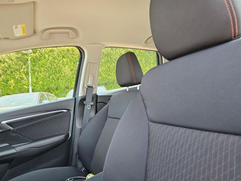 Used 2018 Honda Fit Sport image 22