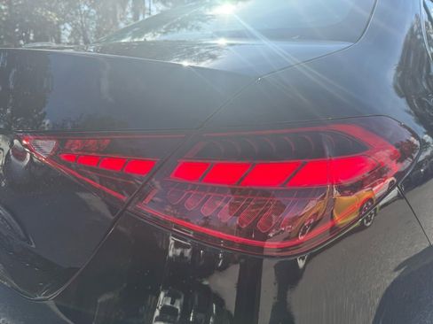 Used 2025 Mercedes-Benz C 300 Sedan image 8