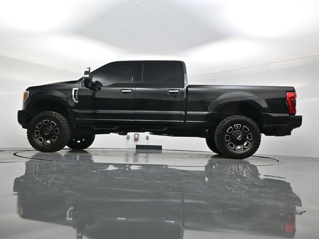 Used 2017 Ford F250 Lariat w/ Chrome Package AWD/4WD image 52