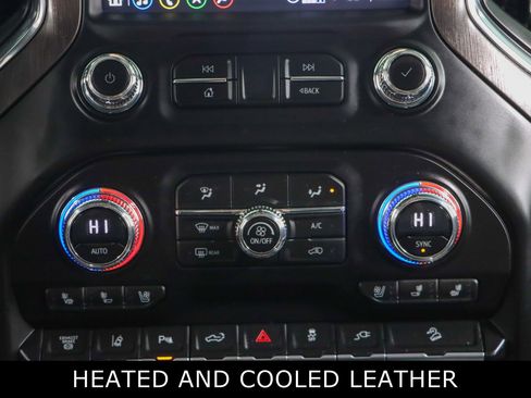 Used 2023 GMC Sierra 2500 AT4 w/ AT4 Preferred Package image 21