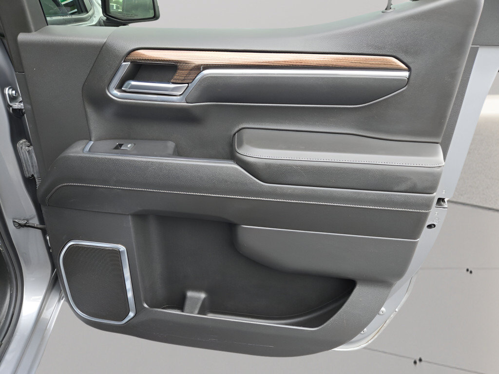 Certified 2024 Chevrolet Silverado 1500 LT AWD/4WD image 10