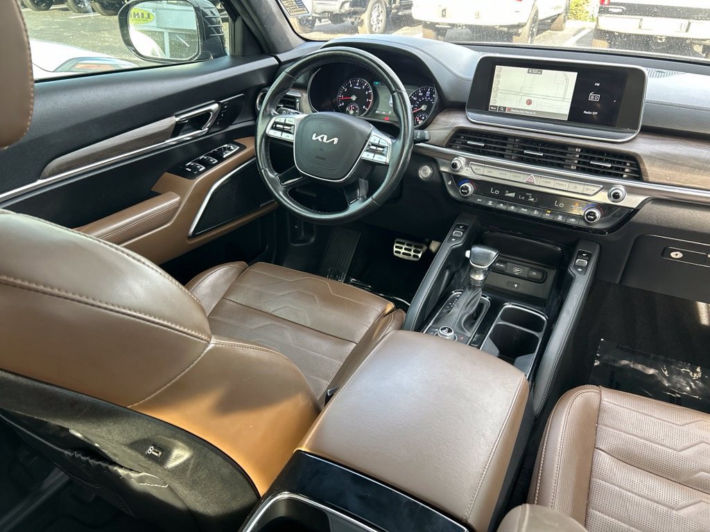 Used 2022 Kia Telluride SX w/ SX Prestige Package AWD/4WD image 9