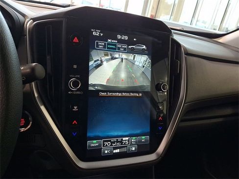 Certified 2025 Subaru Crosstrek 2.0i Premium image 17