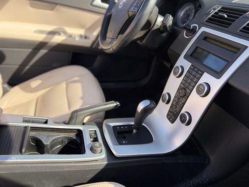Used 2013 Volvo C70 T5 image 52