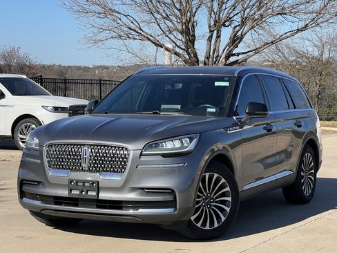 Used 2022 Lincoln Aviator Reserve w/ Elements Package Plus image 17