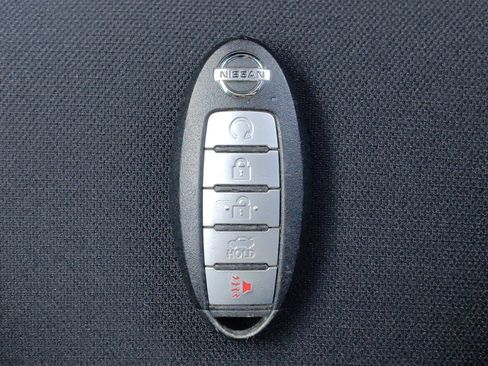 Used 2020 Nissan Sentra SV FWD image 32