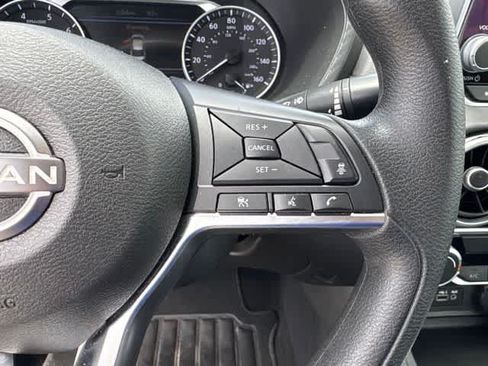 Used 2024 Nissan Sentra SV FWD image 13