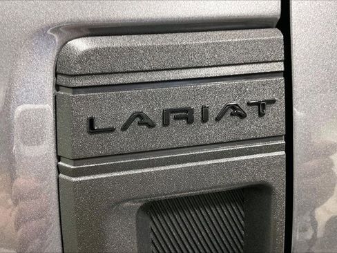 Used 2023 Ford Maverick Lariat w/ Lariat Luxury Package image 8