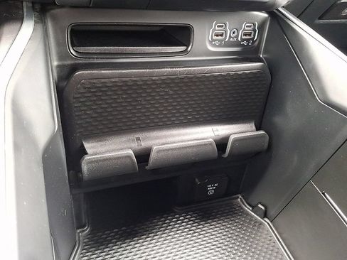 Used 2022 RAM 1500 Big Horn AWD/4WD image 25