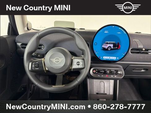 Certified 2025 MINI Cooper 2-Door Hardtop FWD image 16