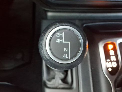 Used 2020 Jeep Wrangler Unlimited Sport image 24