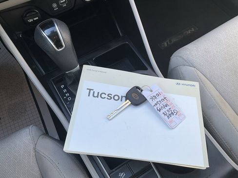 Used 2018 Hyundai Tucson SE image 27