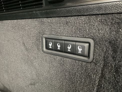 Used 2022 Jeep Grand Wagoneer Series II image 63