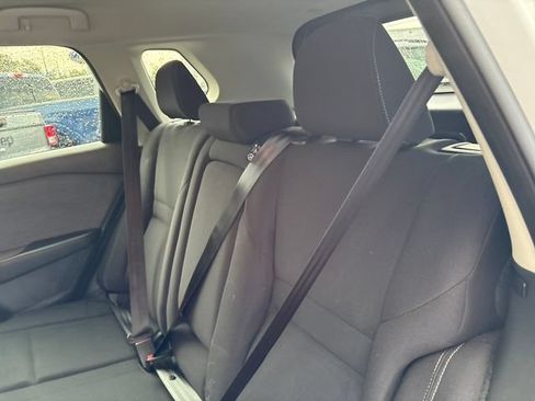 Used 2023 Nissan Rogue S AWD/4WD image 20