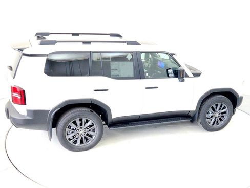 Used 2026 Toyota Land Cruiser w/ Premium Package image 14